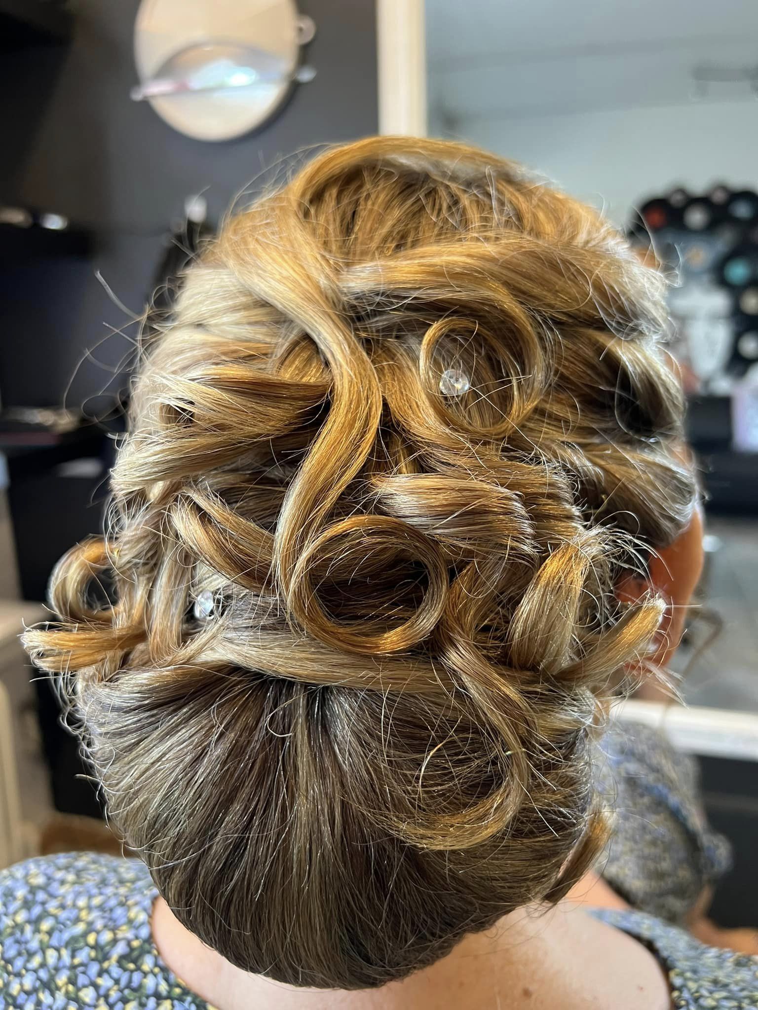 Din lokala frisörsalong i Veberöd för Hårstyling